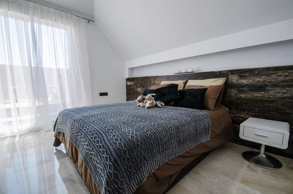 Апартаменты Gorgeous 170 Sq.M. Penthouse With Sea View Terraces Бенальмадена Экстерьер фото