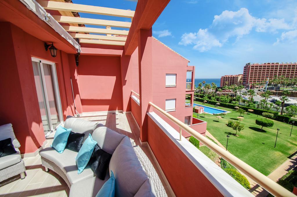 Апартаменты Gorgeous 170 Sq.M. Penthouse With Sea View Terraces Бенальмадена Экстерьер фото